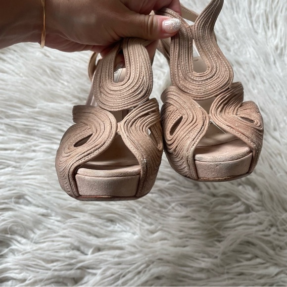 Prada Suede Beige Platform Slingback Peep Toe Swirl Stitch Heeled Sandals 37.5 - Picture 2 of 9
